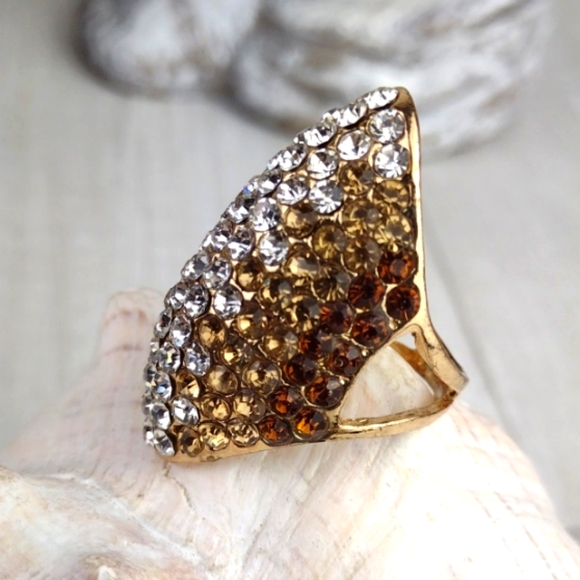 Amber & Gold Tone Sparkly Rhinestone Paved Cocktail Gorgeous Cocktail Ring - Picture 5 of 10
